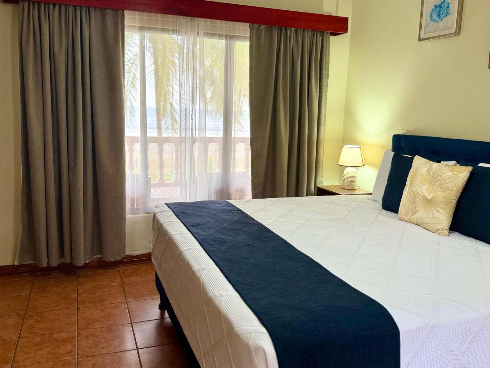 Hotel Delfin Playa Bejuco Эстерильос-Эсте Экстерьер фото